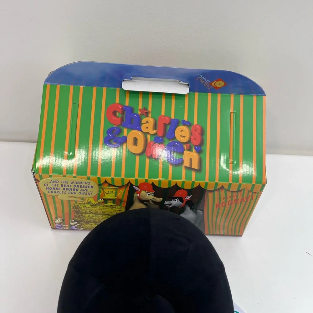 Charles Owen Young Riders Hat Helmet ASTM Size 7 1/8 Black Velvet